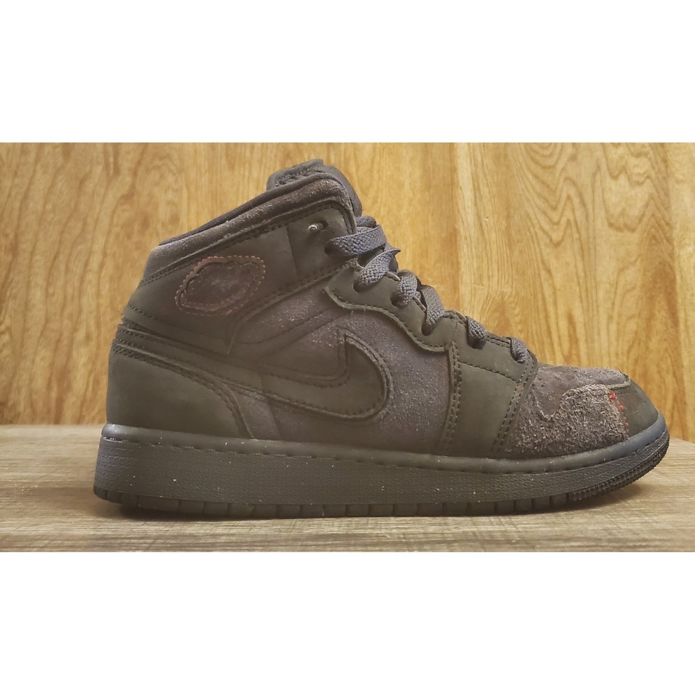 Air Jordan‎ 1 Mid SE Craft Sneakers Youth Size 4Y Smoke Gray Black Red